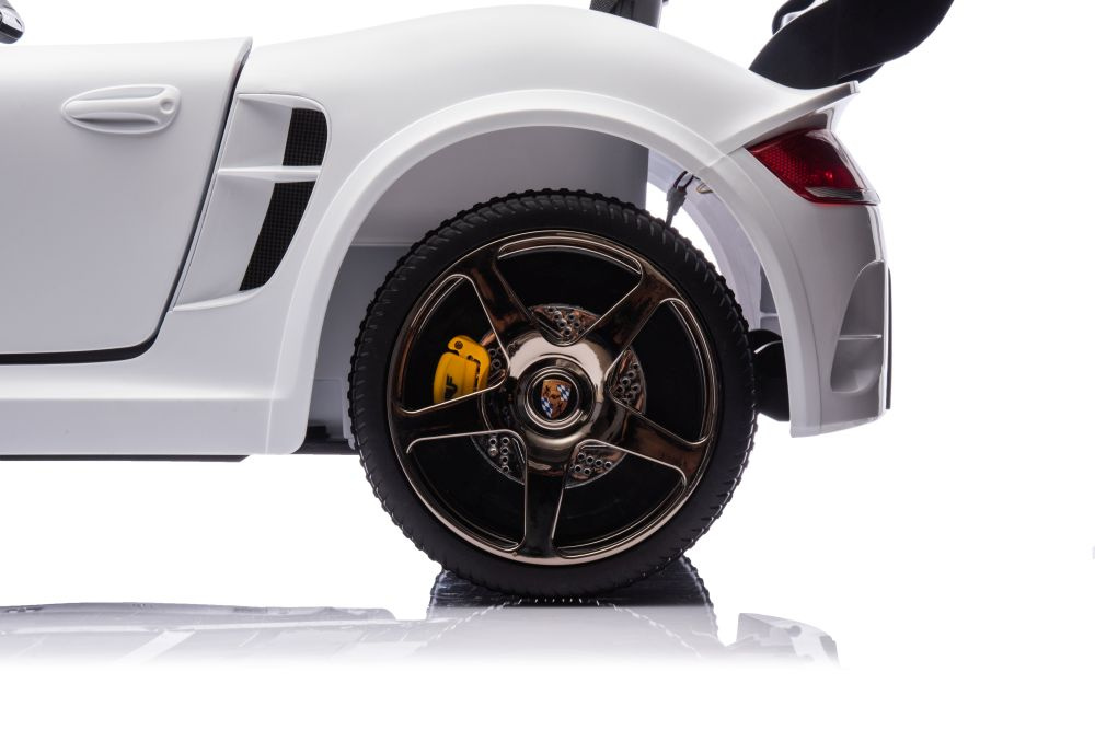 Akumuliatorinis automobilis vaikams s322 baltas 4x4