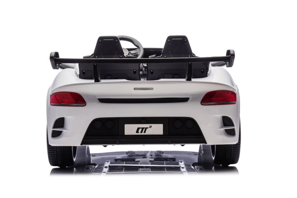 Akumuliatorinis automobilis vaikams s322 baltas 4x4