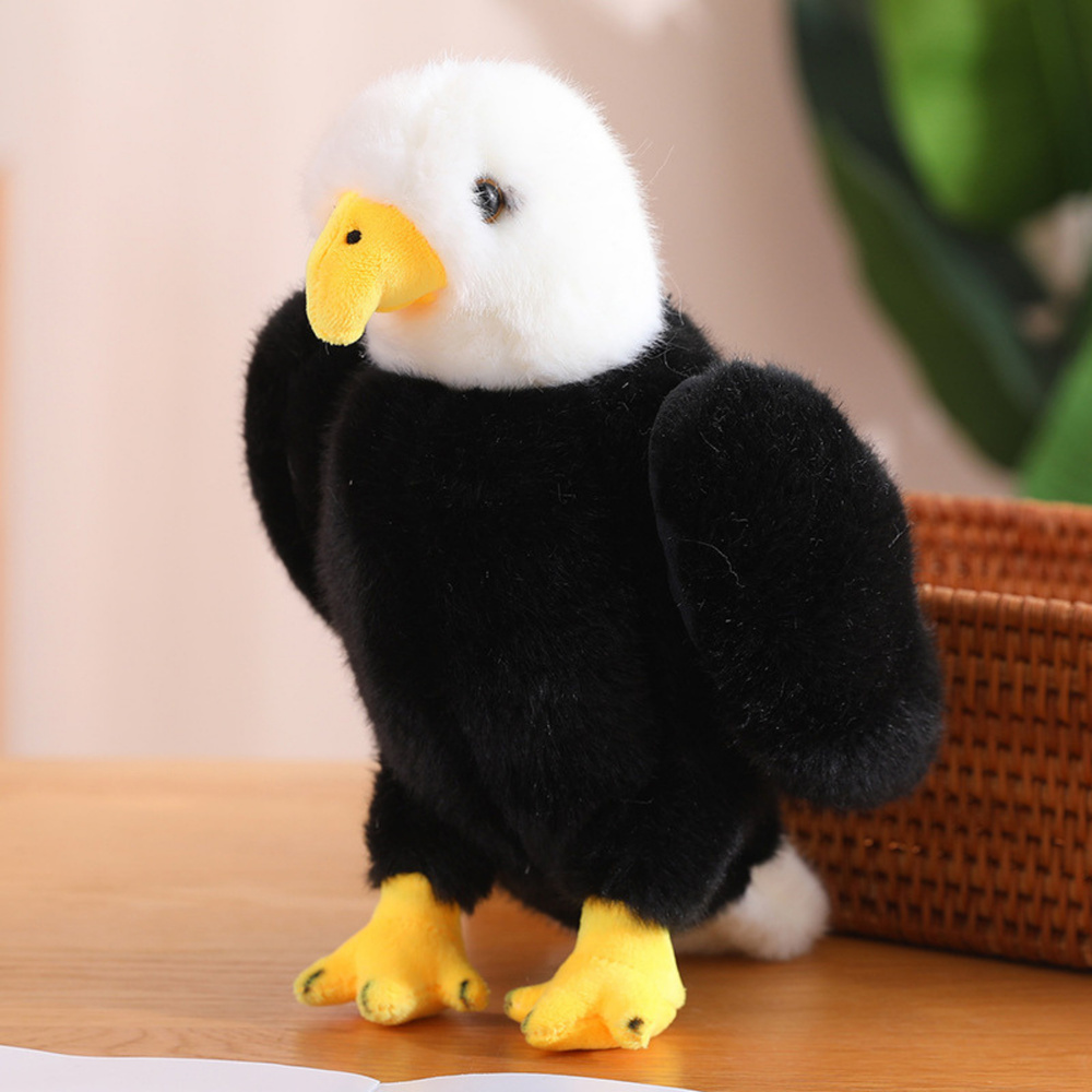 Pliušinis erelis 25 cm, juodai baltas