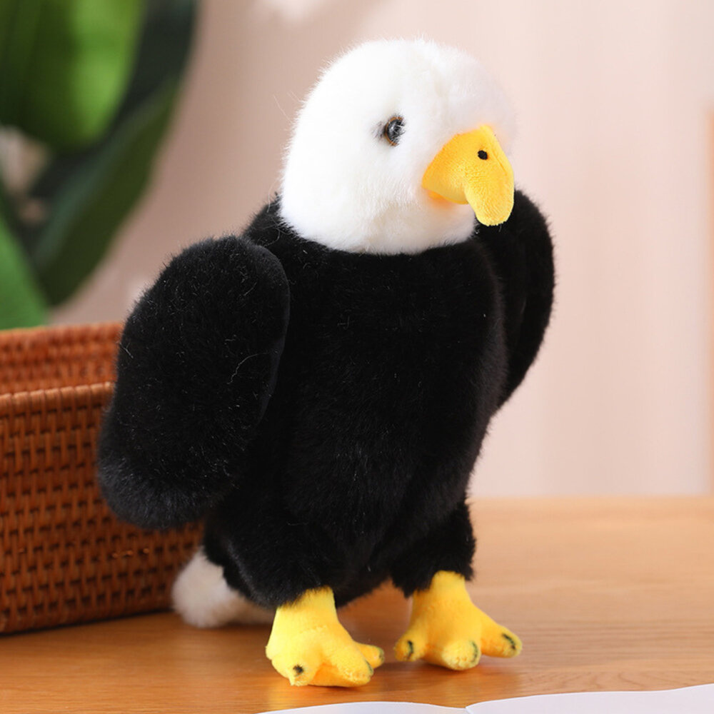 Pliušinis erelis 25 cm, juodai baltas