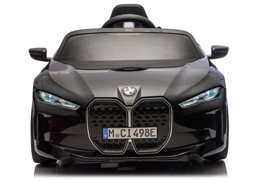 Elektromobilis BMW i4 juodas 2