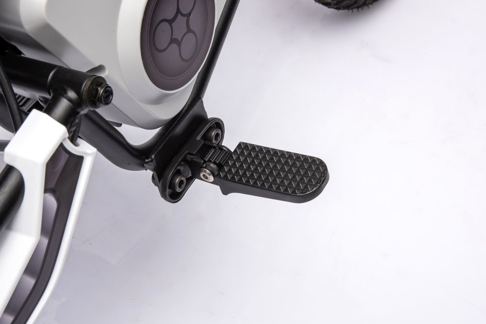 Akumuliatorinis kroso motociklas a9901 baltas