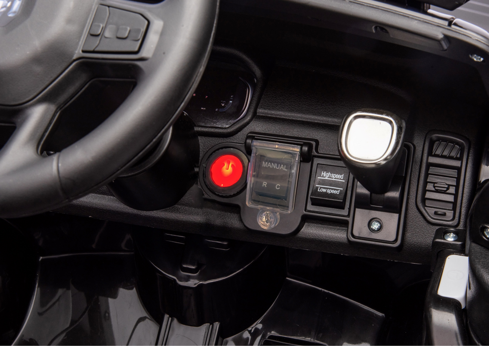 Vaikiškas elektromobilis dodge ram policija zb618p, juodas