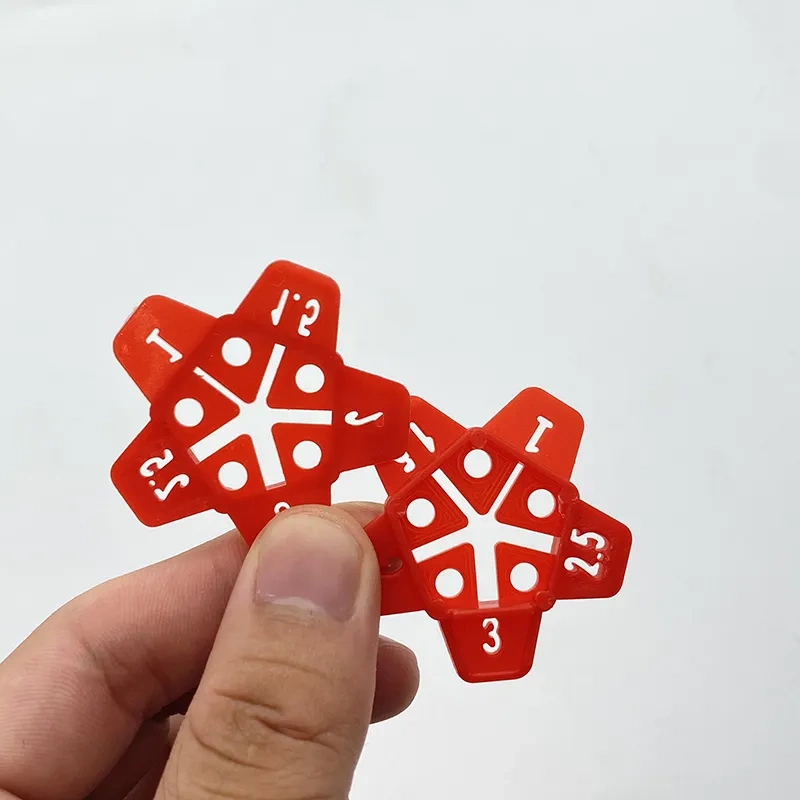 Žvaigždės formos tarpiklių rinkinys plytelėms