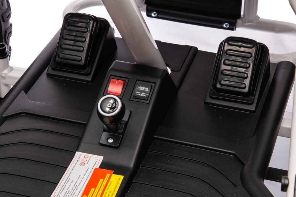Akumuliatorinis buggy a8812 juodas 24v