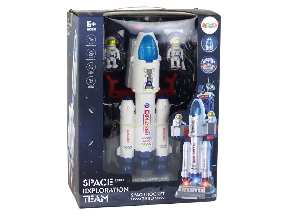 Kosminė raketa su bokštu ir astronautais 2