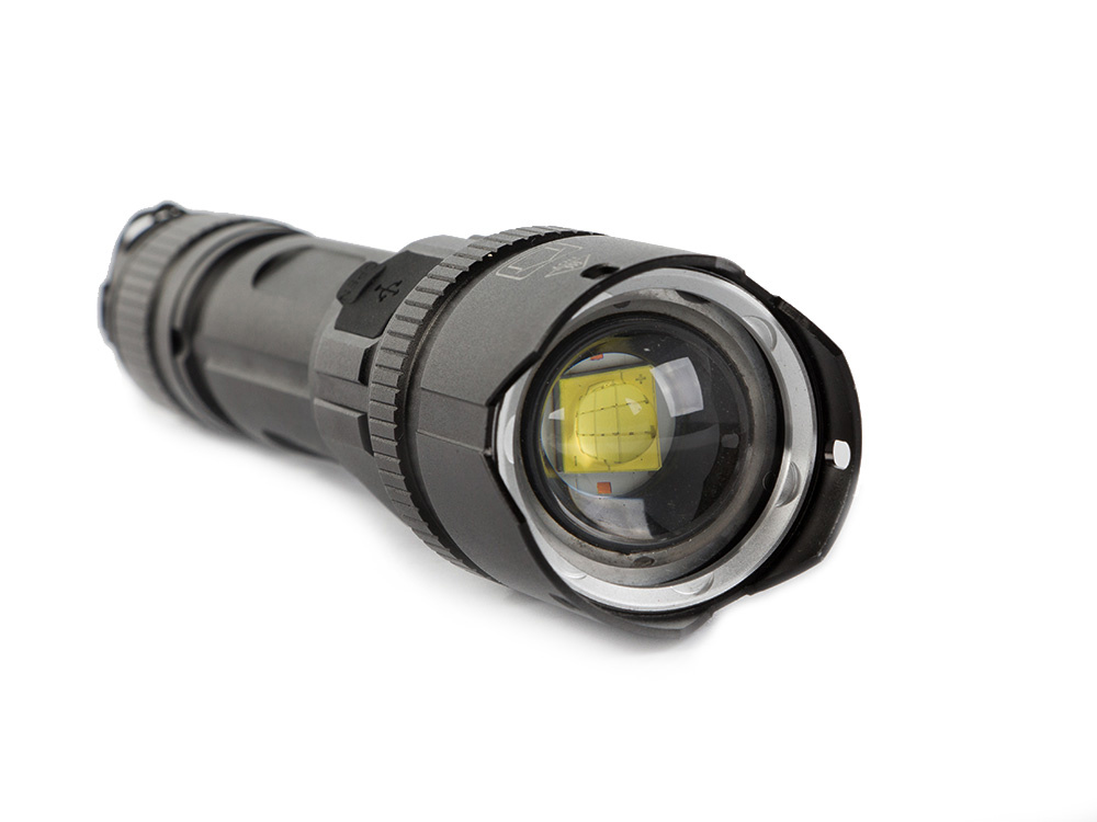 Taktinis žibintuvėlis bailong l8 cree xhp99