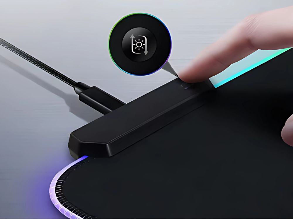 Žaidimų kilimėlis su rgb apšvietimu, 80x30 cm