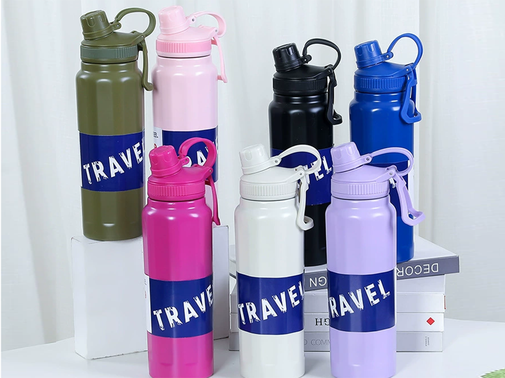Termosas su rankena 700 ml, dviguba sienelė