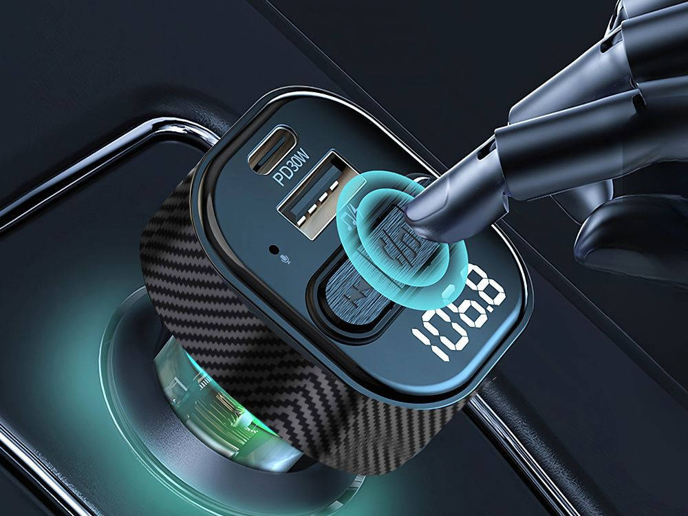 Fm automobilinis siųstuvas su usb ir bluetooth 5.3