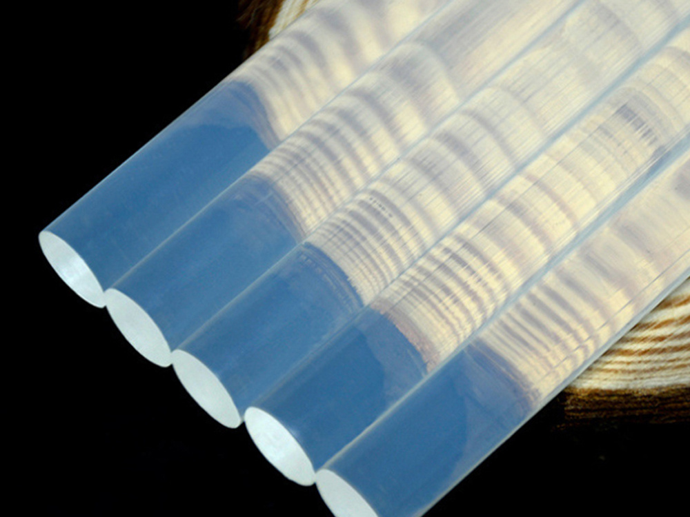 Karštų klijų lazdelės 11 mm x 300 mm, 36 vnt., 1 kg