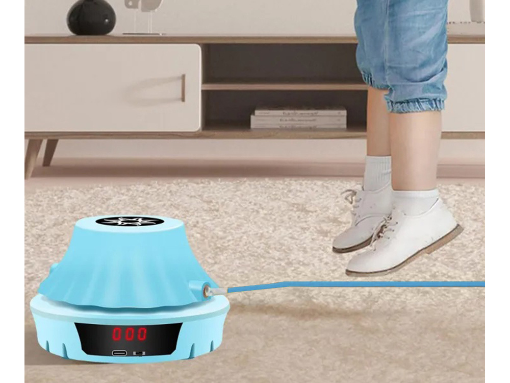 Automatinė interaktyvi šokdynė su nuotoliniu valdymu