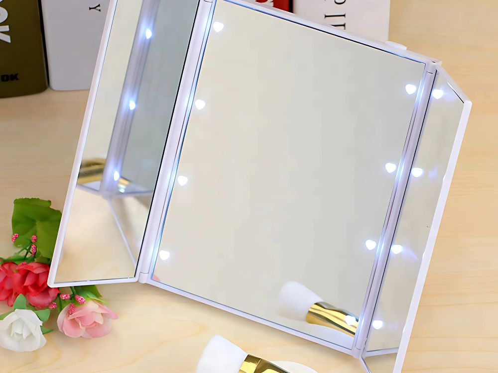 Kosmetinis veidrodėlis su led apšvietimu