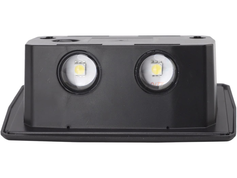 Lauko sieninis saulės šviestuvas su led ir šviesos jutikliu ip65