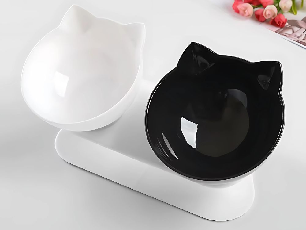 Plastikinis dvigubas dubenėlis šunims ir katėms 2x400 ml