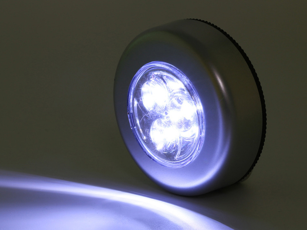 Belaidis led šviestuvas su jutikliu, 3 led, 7x2 cm