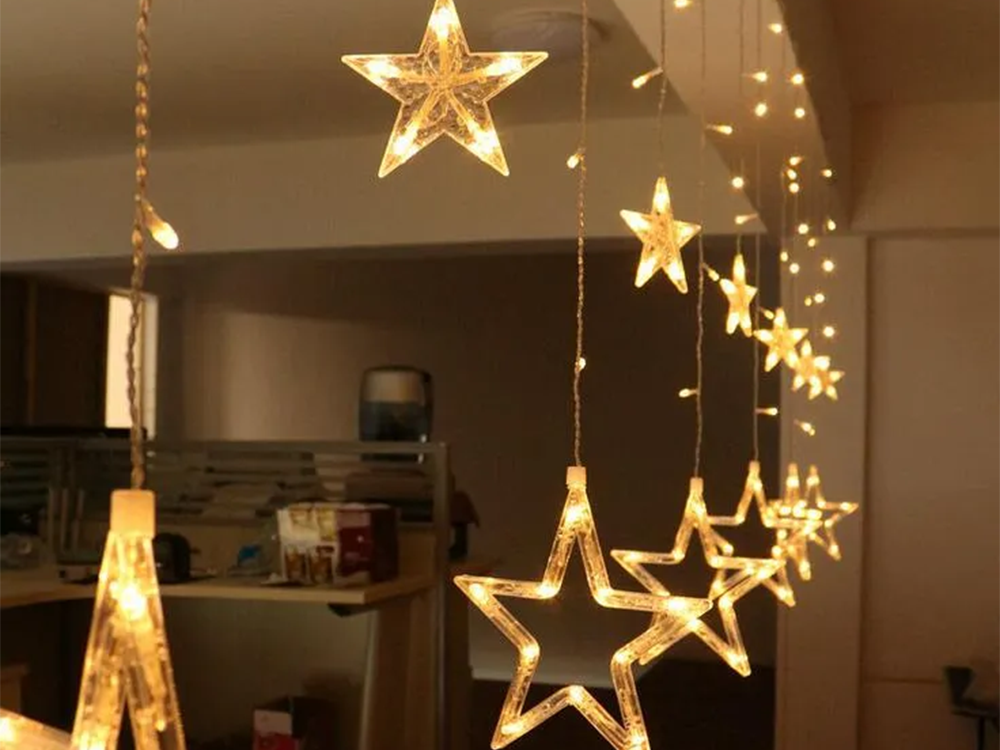 Kalėdinė girlianda 138 led šiltai balta