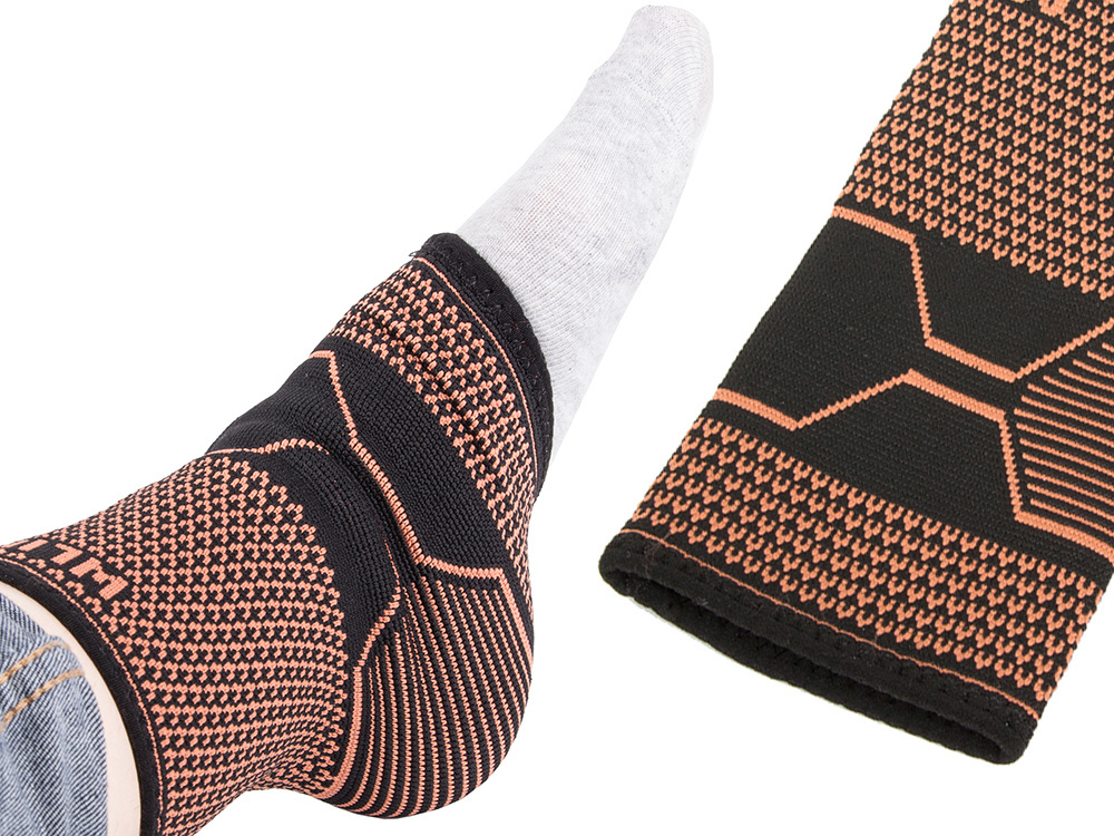 Elastinė čiurnos sąnario apsauga 22-24 cm