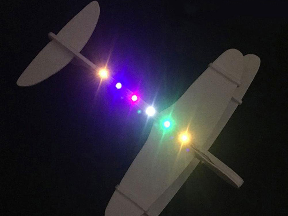 Putplasčio lėktuvas su usb led apšvietimu
