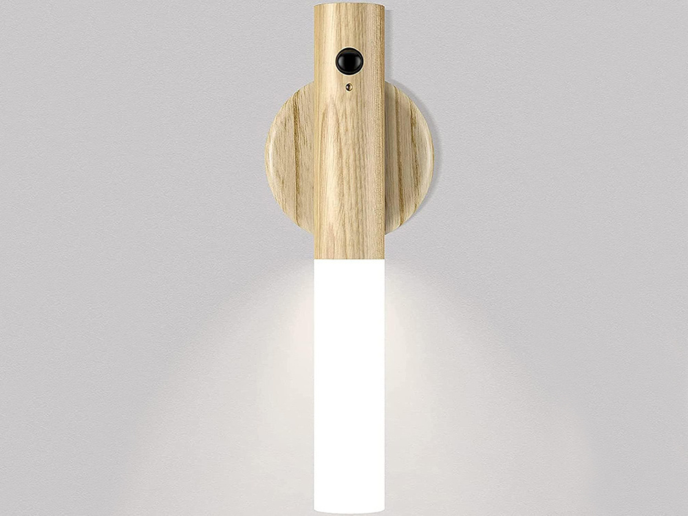 Led sieninė lempa su judesio jutikliu