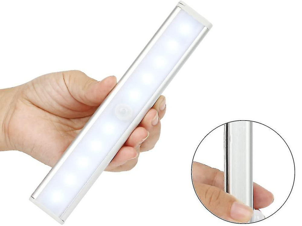 Lipni led juosta su judesio ir šviesos jutikliu