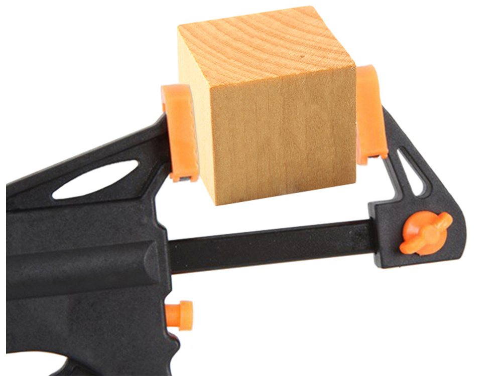 Dailidės spaustuvas 150 mm