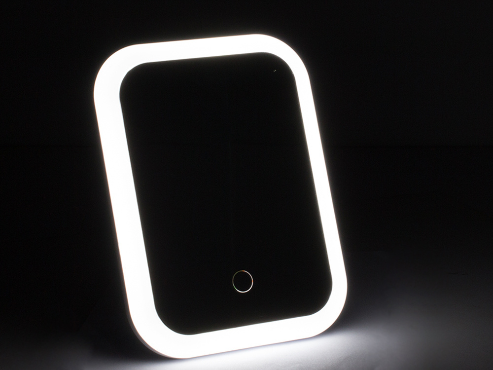 Kosmetinis veidrodėlis su led apšvietimu 15x20 cm