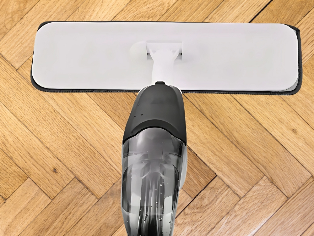 Šluota su purškikliu 120 cm su 350 ml talpa ir 3 mikrofibros