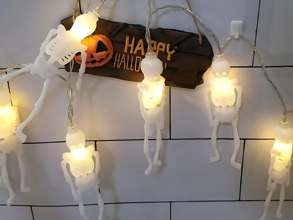 Led girlianda su skeletais 2 m