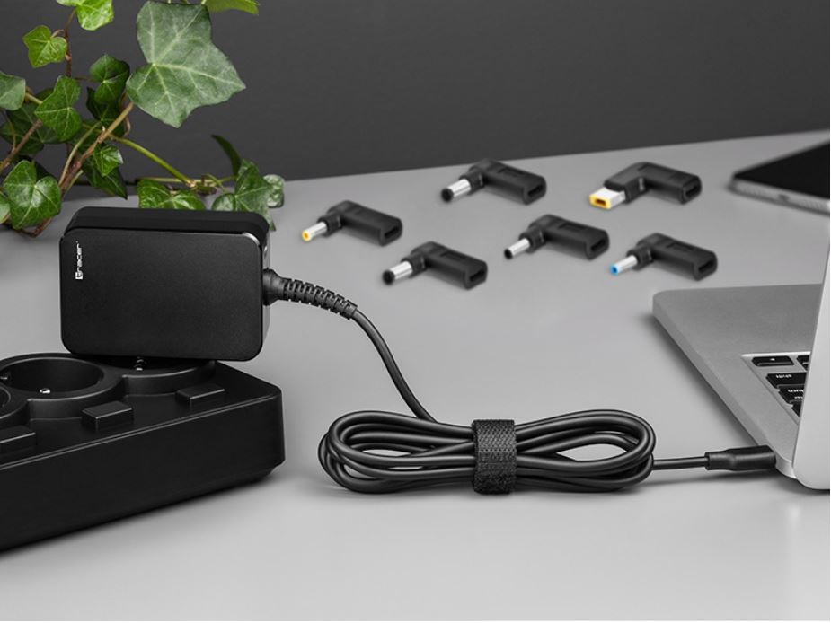 Įkroviklis nešiojamam kompiuteriui Tracer TRACER Prime 65W 7w1 Nb maitinimo šaltinis