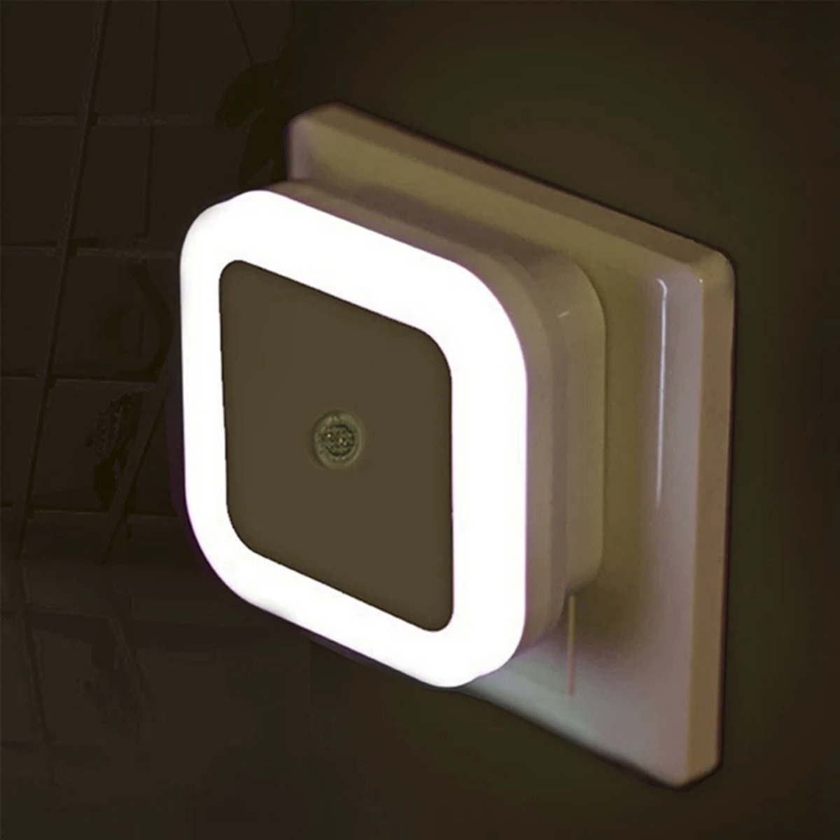 Naktinė rozetė su led