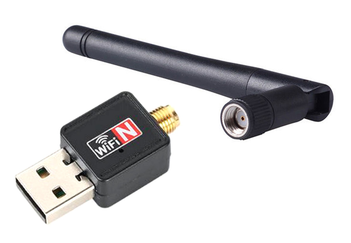 Wi-fi tinklo plokštė usb su 2,4 ghz adapteriu ir antena