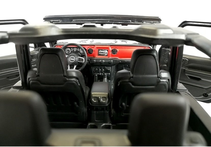 Nuotoliniu būdu valdomas jeep wrangler rubicon 1:14, juodas