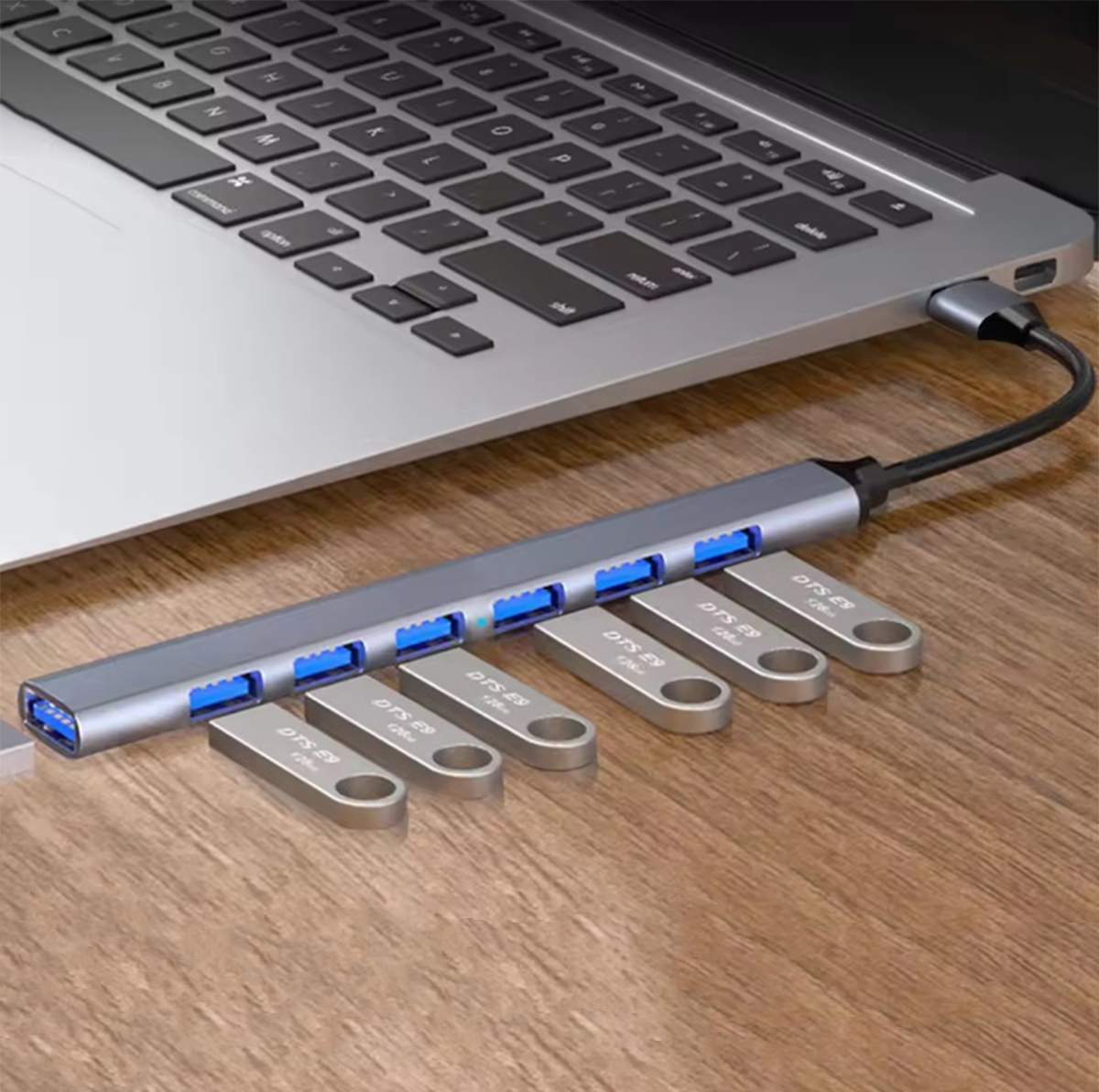 Usb šakotuvas 7 portai 1x3.0 ir 6x2.0