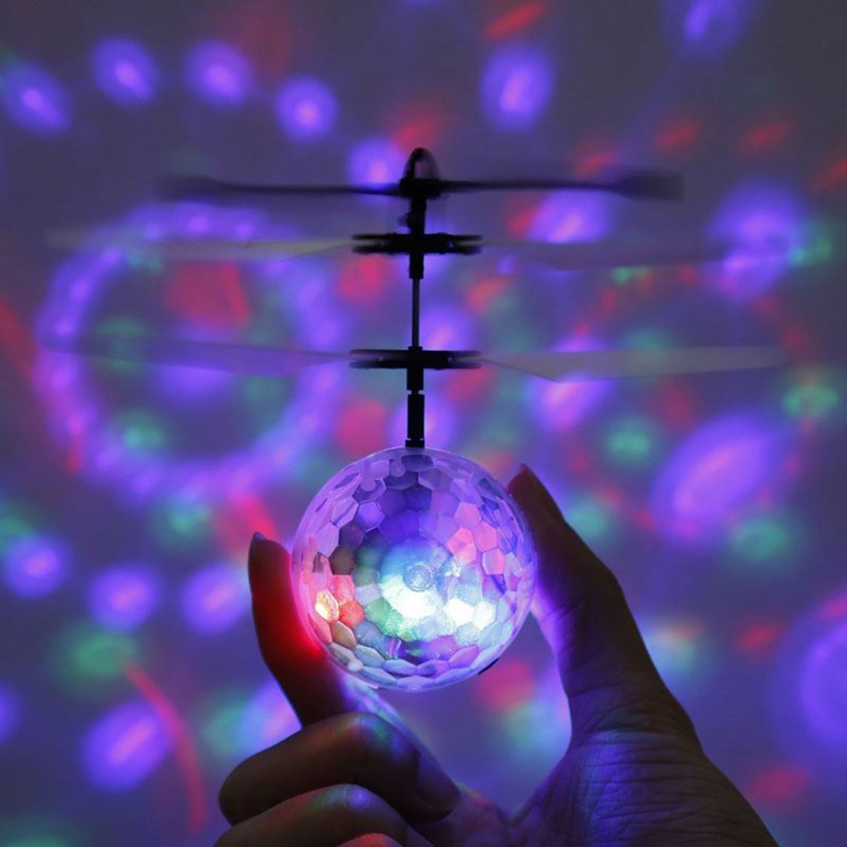 Skraidantis burbulas valdomas delnu flash aerocraft
