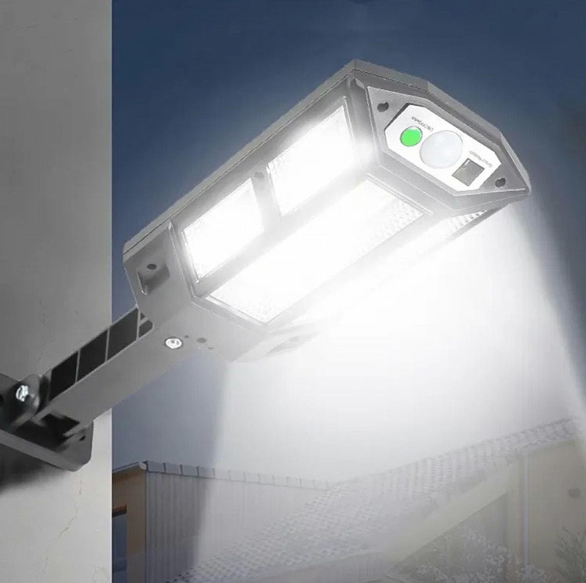 Saulės šviestuvas led 300w su judesio ir prietemos davikliu