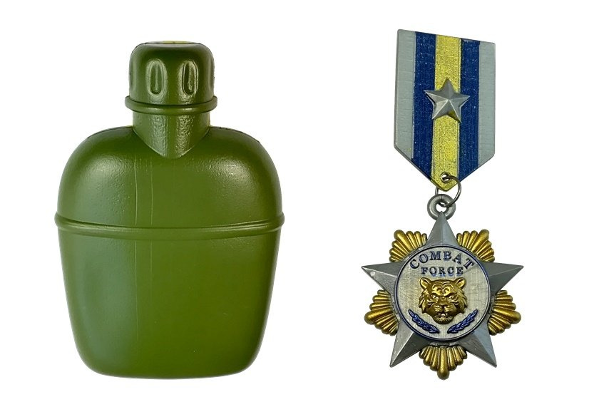Karinis rinkinys, žalias