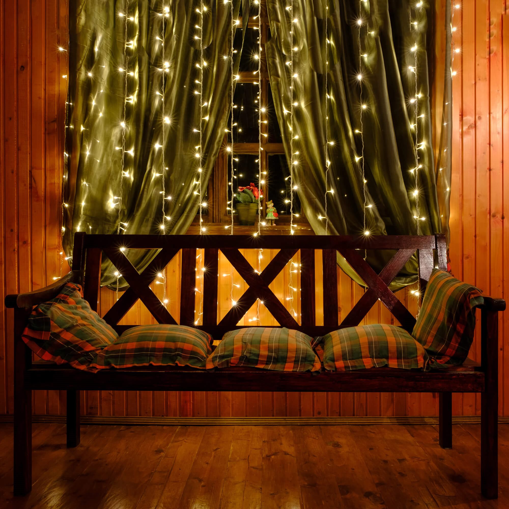 Šviesos girlianda springos cl4053, 300 led, šilta balta šviesa