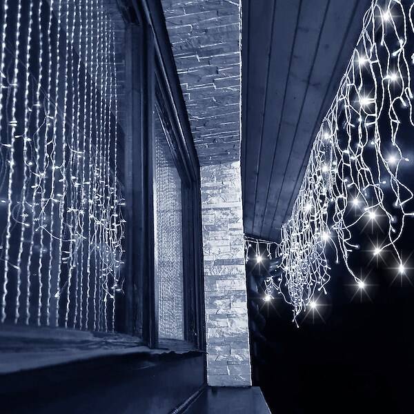 Kalėdinės lemputės springos 500 led, 20 m, šaltai baltos, lauko ir vidaus naudojimui