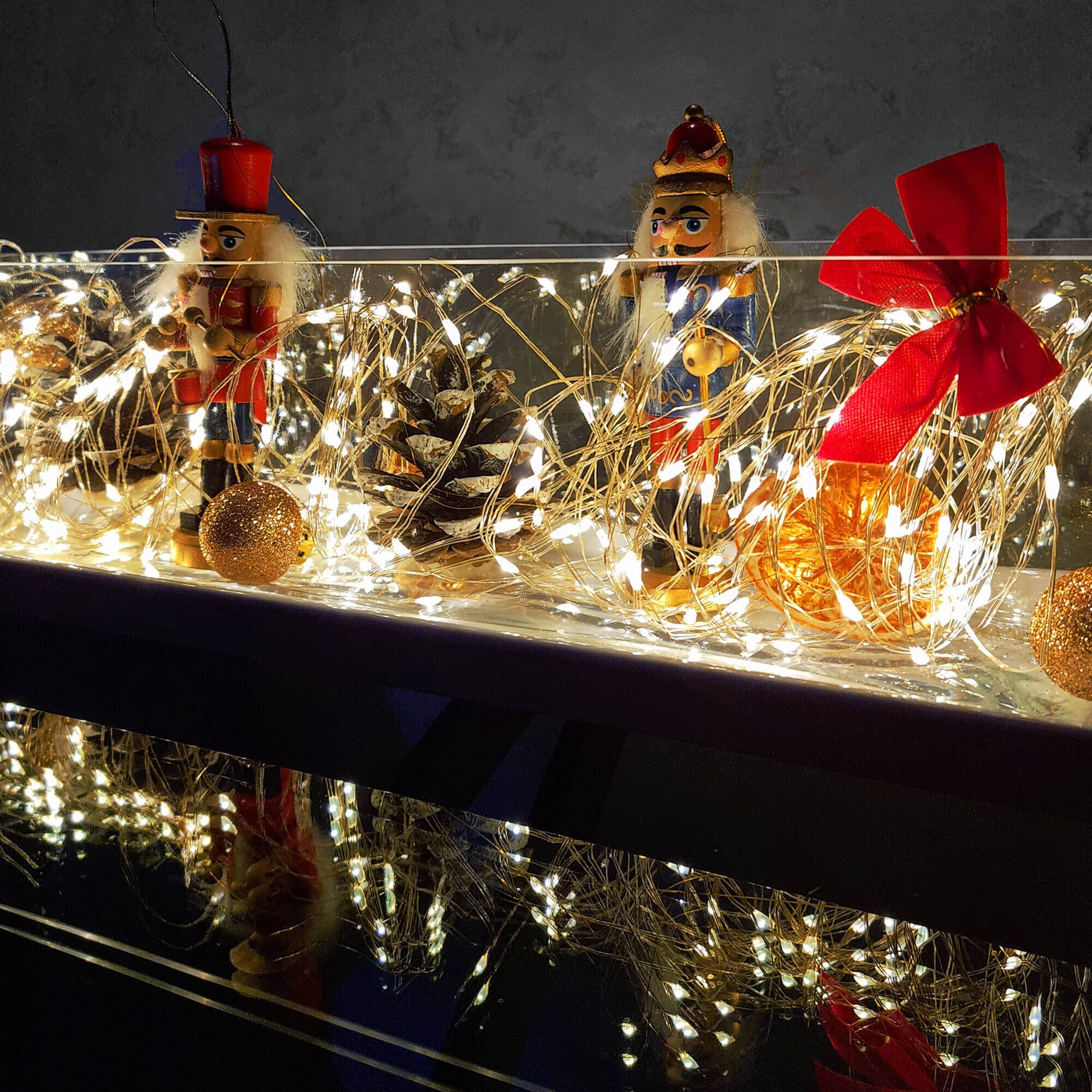 Led girlianda su šilta balta šviesa
