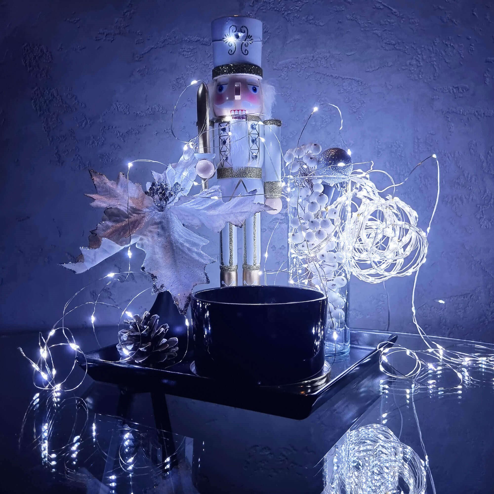 Led girlianda su 10 lempučių, šaltai balta