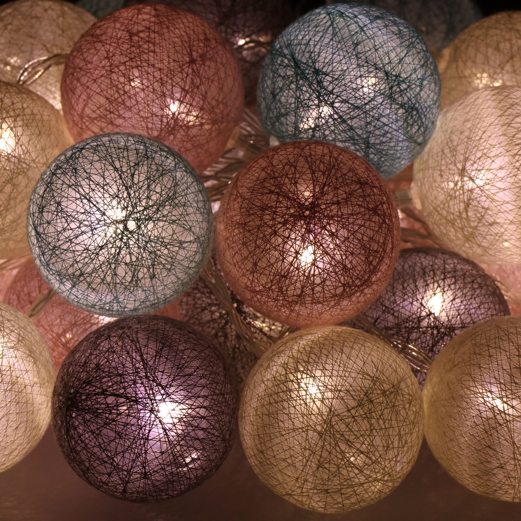 Girlianda springos 30 led rutuliukai šilta balta šviesa