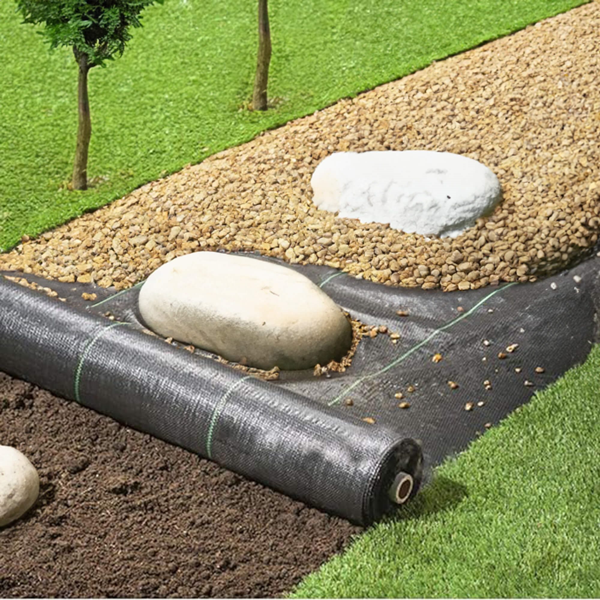 Agrotekstilė nuo piktžolių springos 90g/m² 1,1x10 m