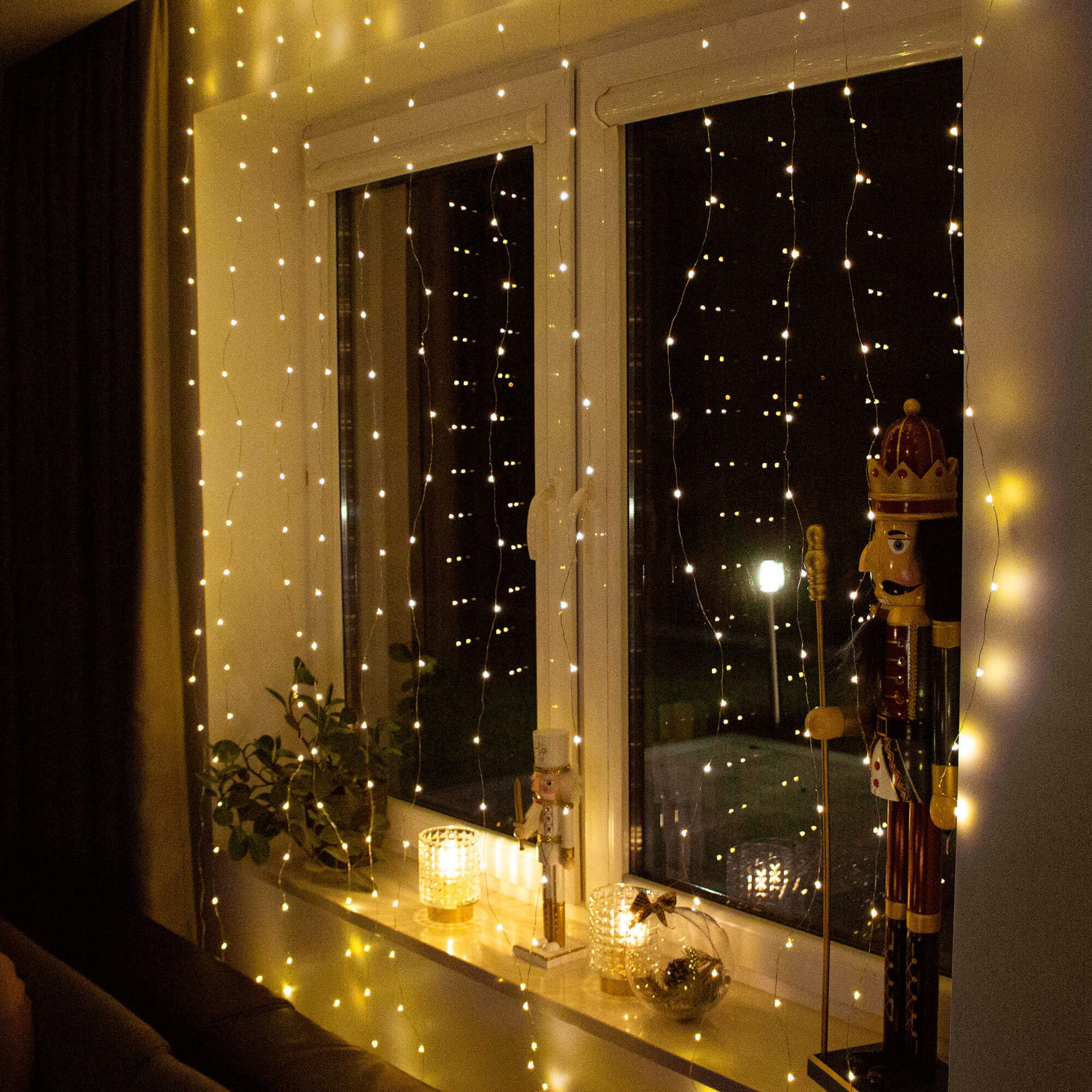 Kalėdinė girlianda springos 300 led, 3x3 m, šiltai balta
