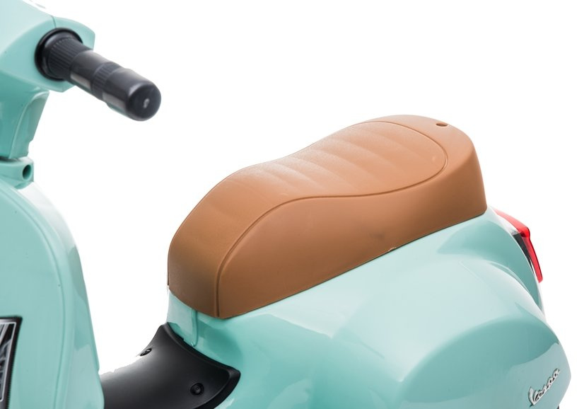Elektrinis motoroleris vaikams vespa gts 300 mini, turkio spalvos