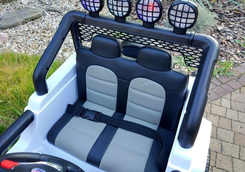Elektrinis visureigis vaikams jeep s2388, baltas