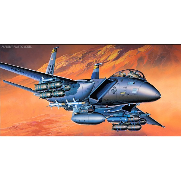 Klijuojamas modelis academy 12478 f-15e 1/72