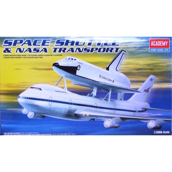 Klijuojamas modelis academy 12708 space shuttle & transport 1/288