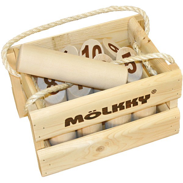 Lauko žaidimas gra mölkky, tactic