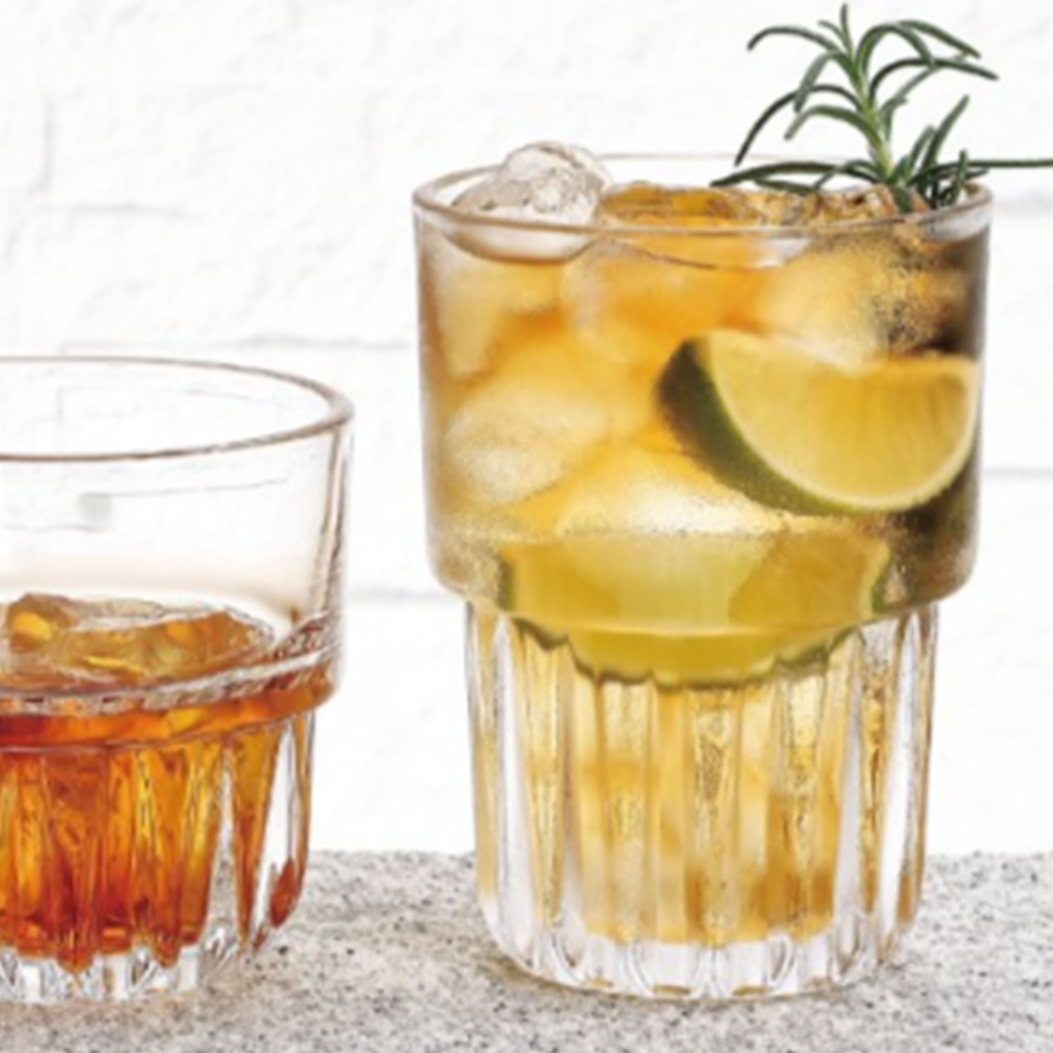 Stiklinė  330 ml